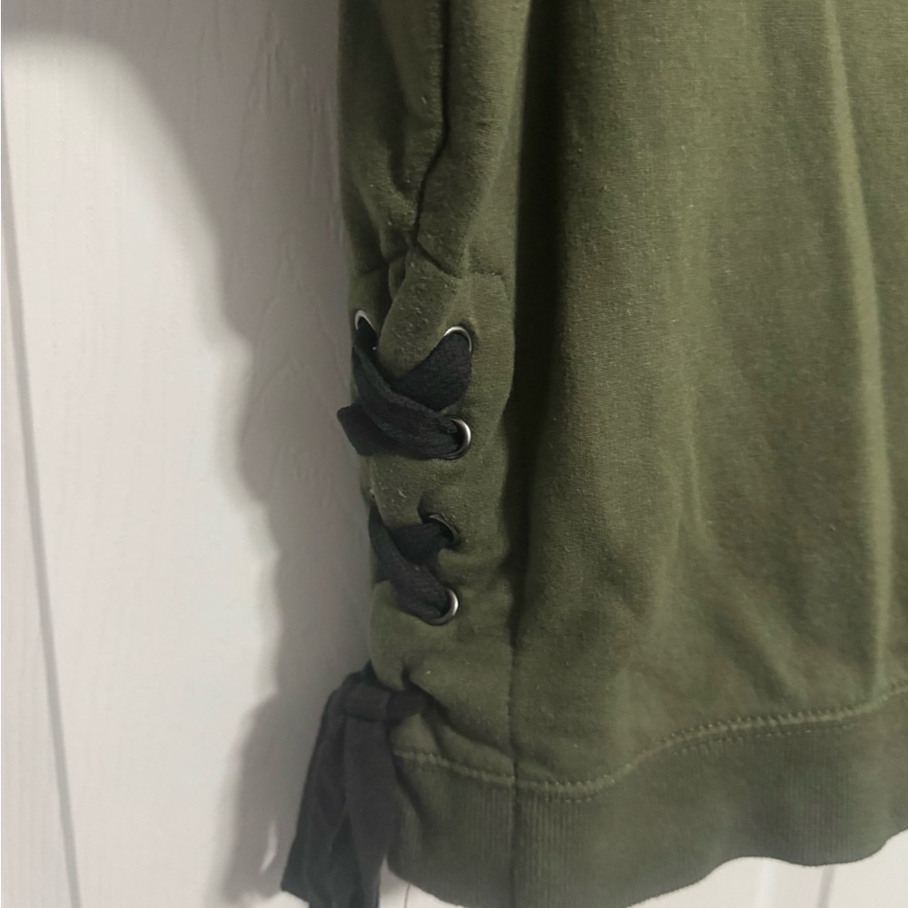 AC/DC Olive Green Sweatshirt - Picture 3 of 6